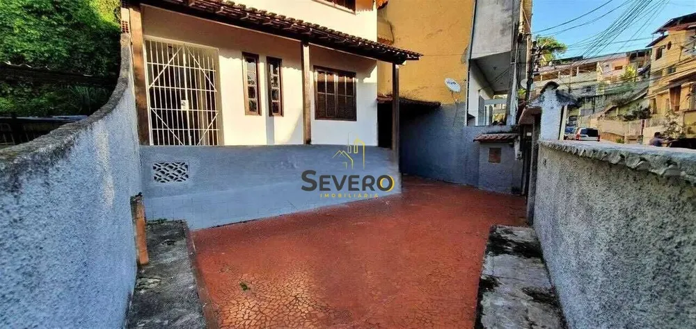 Casa, 3 quartos, 180 m² - Foto 1
