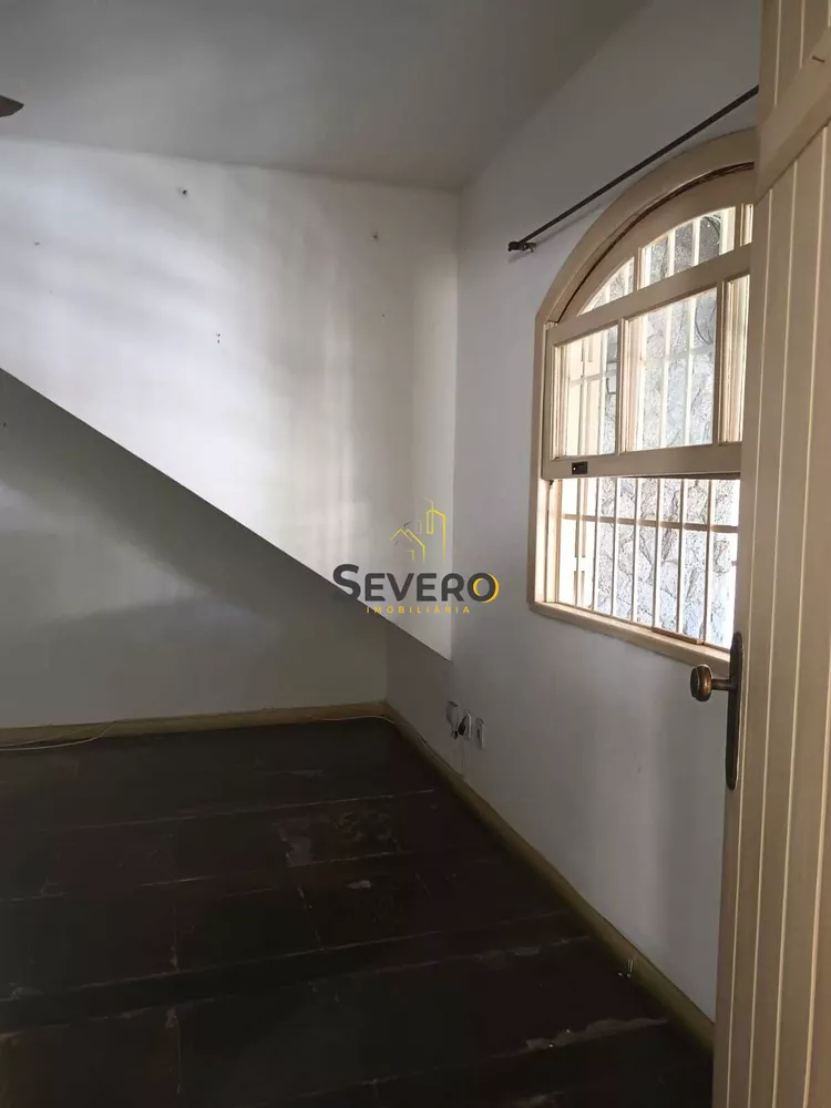 Casa, 3 quartos, 178 m² - Foto 4