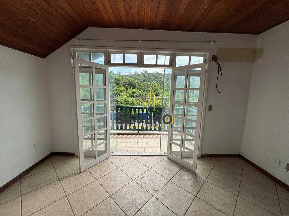 Apartamento, 2 quartos, 132 m² - Foto 4
