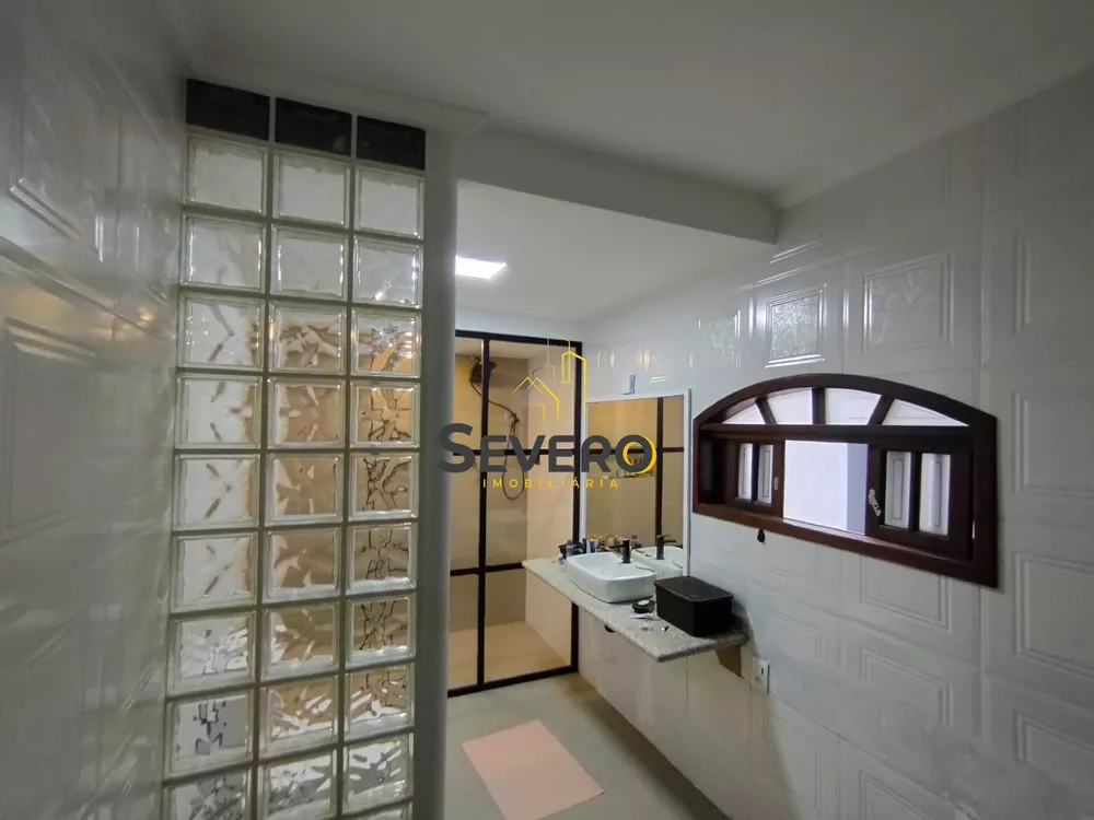 Casa, 4 quartos, 450 m² - Foto 1