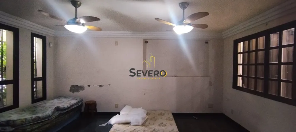 Casa, 3 quartos, 270 m² - Foto 35