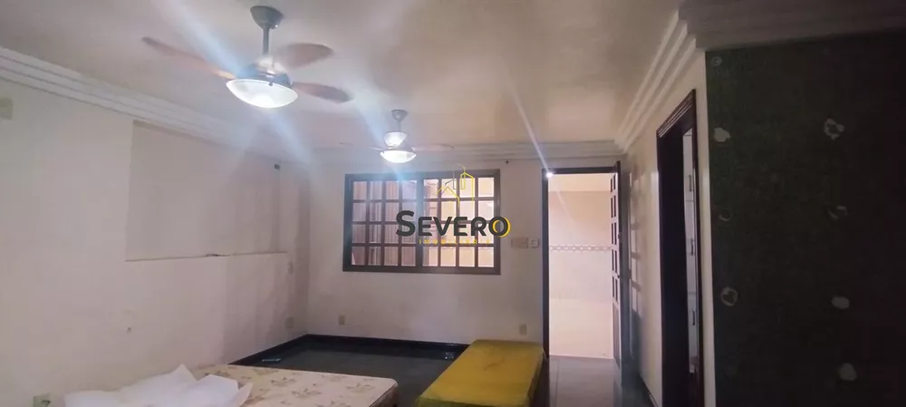 Casa, 3 quartos, 270 m² - Foto 4