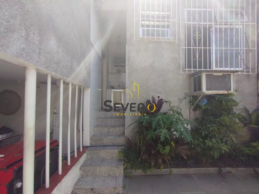 Casa, 3 quartos, 240 m² - Foto 17