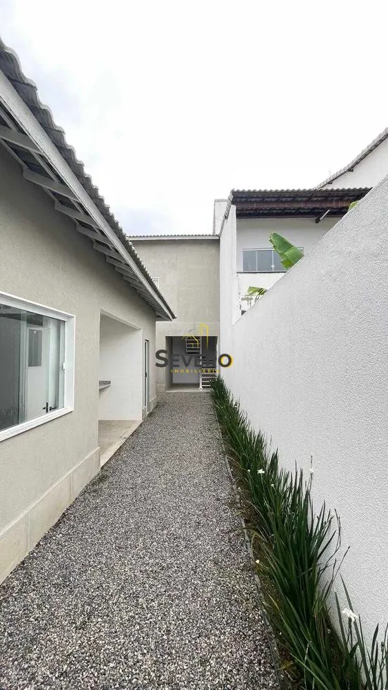 Casa, 6 quartos, 200 m² - Foto 11