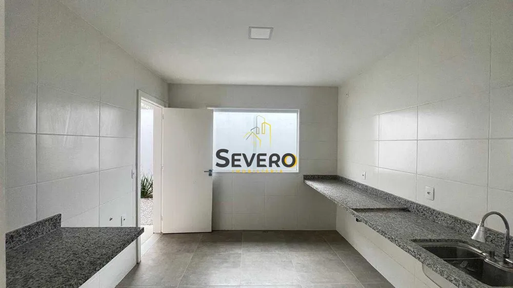 Casa, 6 quartos, 200 m² - Foto 15