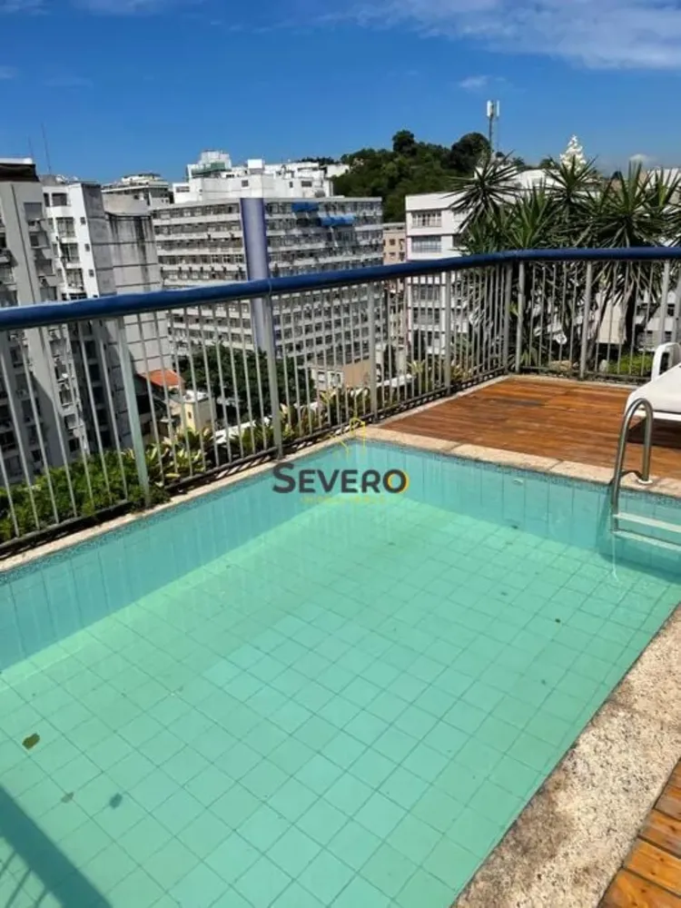 Cobertura, 3 quartos, 225 m² - Foto 2