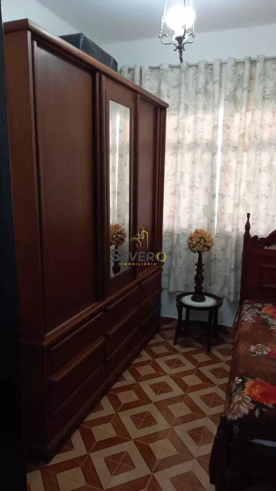 Casa, 4 quartos, 240 m² - Foto 19