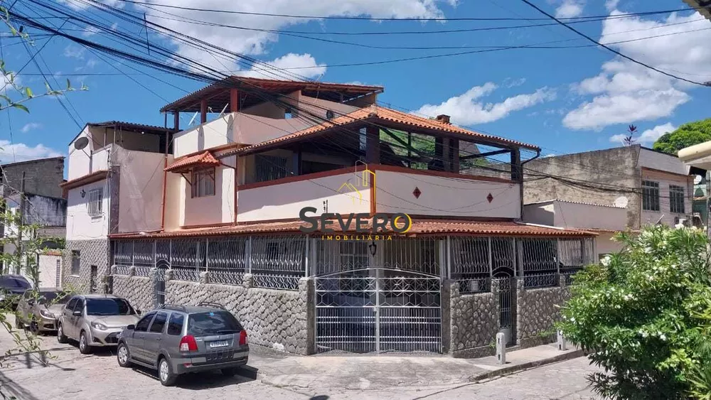 Casa, 4 quartos, 240 m² - Foto 1