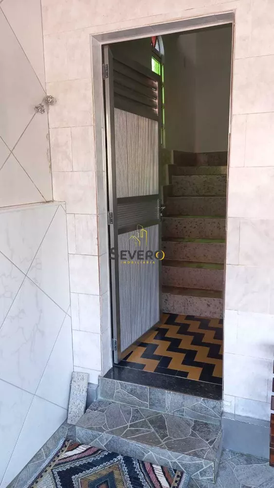 Casa, 4 quartos, 240 m² - Foto 8