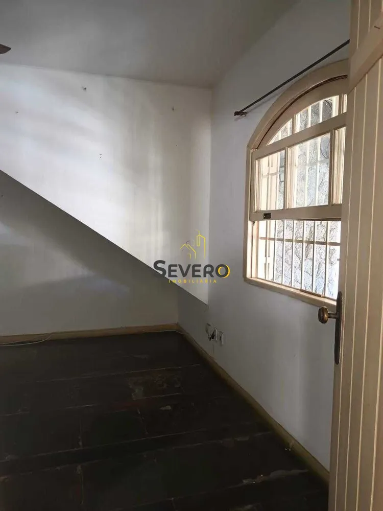 Casa, 3 quartos, 222 m² - Foto 3