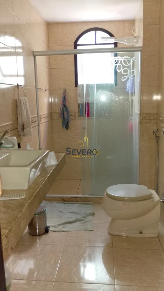 Casa, 8 quartos, 250 m² - Foto 11