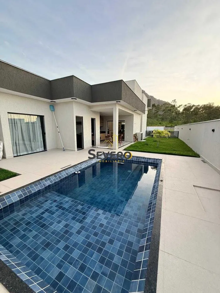 Casa, 3 quartos, 145 m² - Foto 1