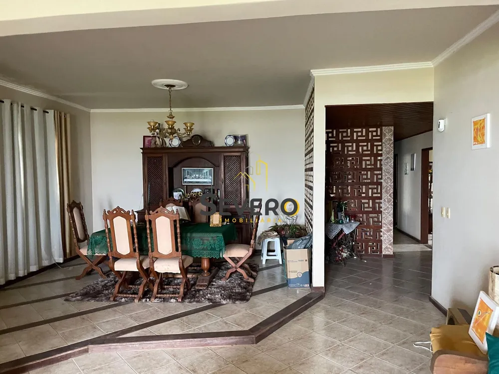Casa, 7 quartos, 915 m² - Foto 3