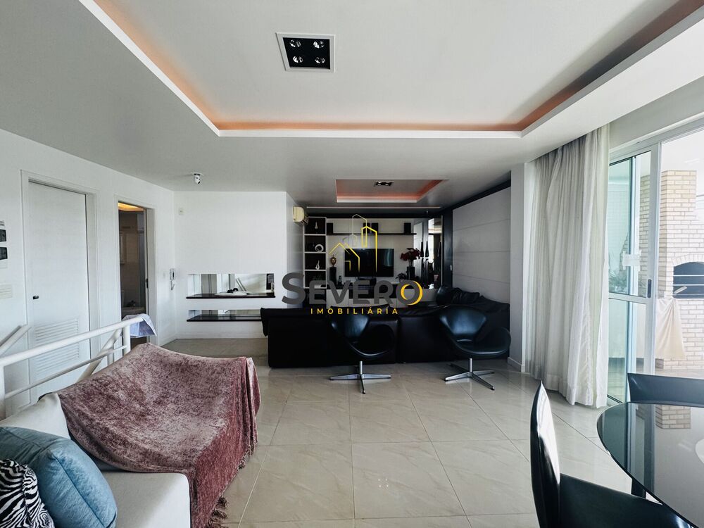 Cobertura à venda com 3 quartos, 266m² - Foto 3