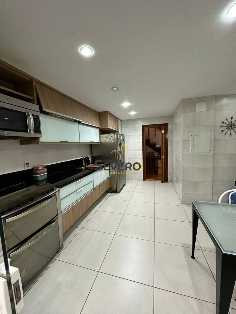 Casa, 3 quartos, 360 m² - Foto 1
