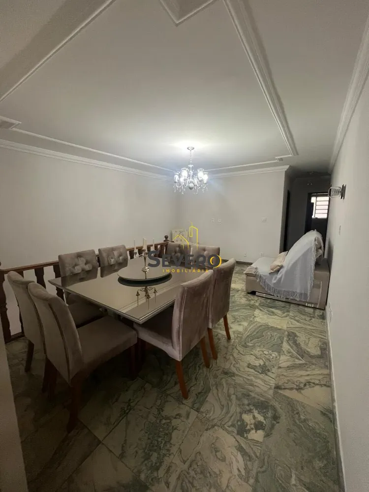 Casa, 4 quartos, 220 m² - Foto 11