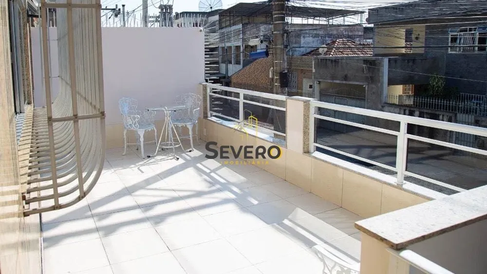 Casa, 4 quartos, 220 m² - Foto 1