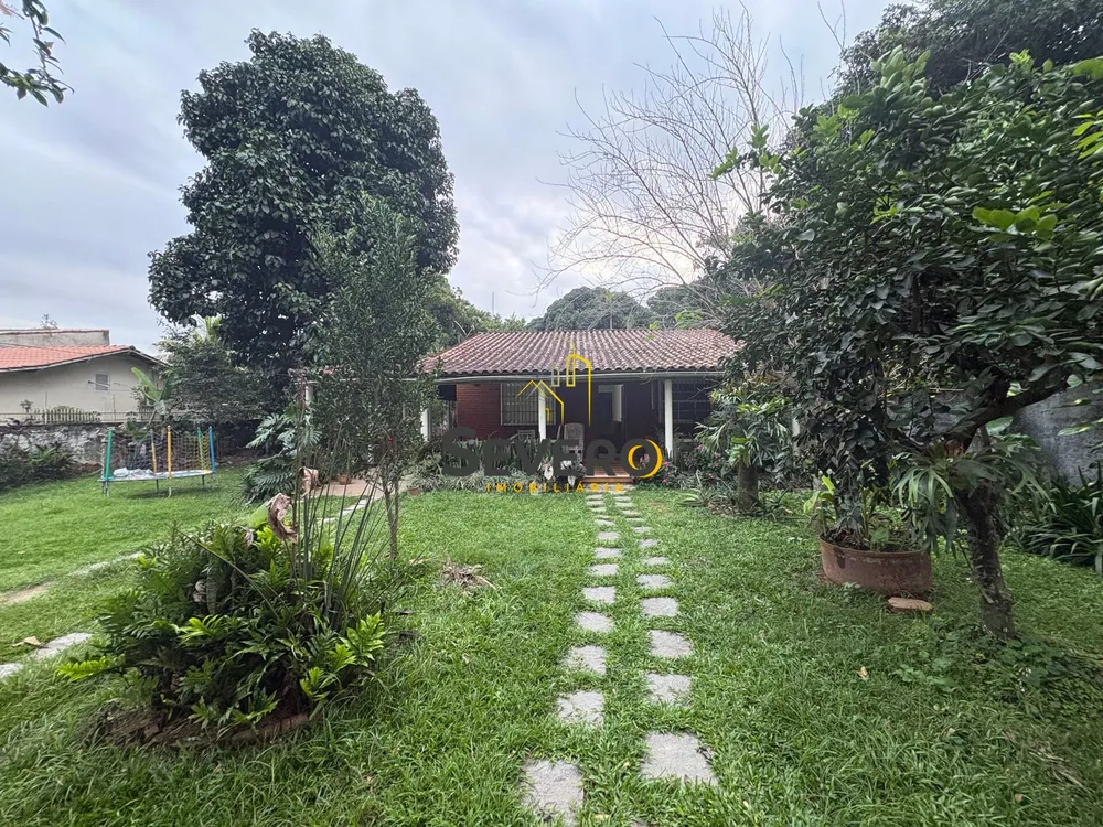 Casa, 3 quartos, 200 m² - Foto 1