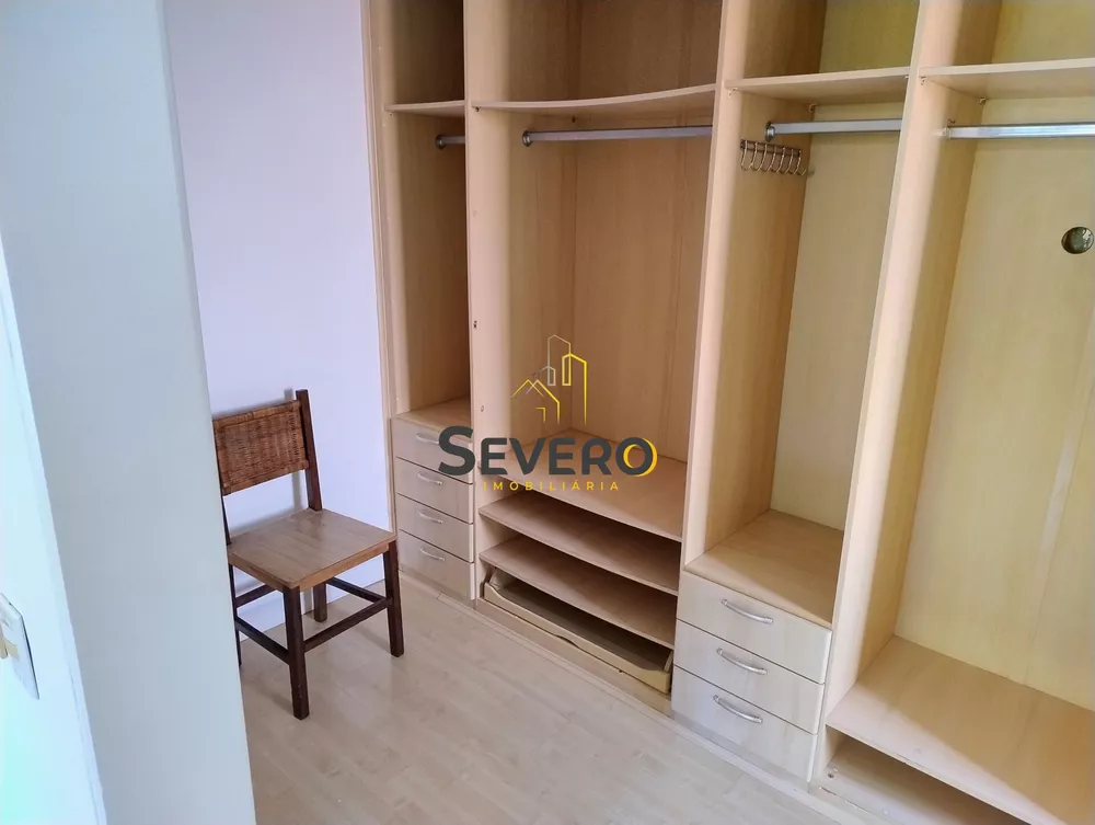 Casa, 4 quartos, 250 m² - Foto 13