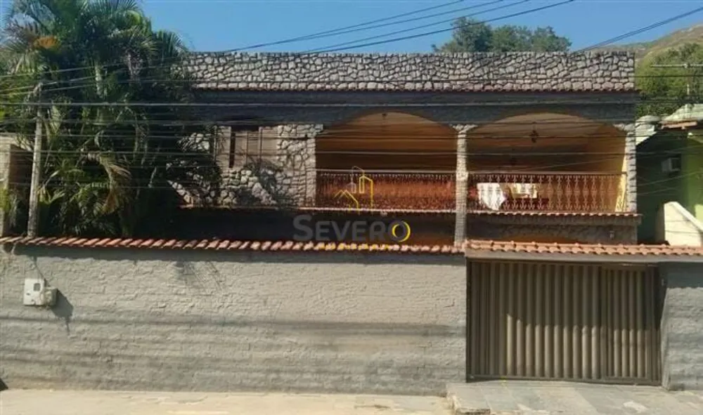 Casa, 3 quartos, 240 m² - Foto 1