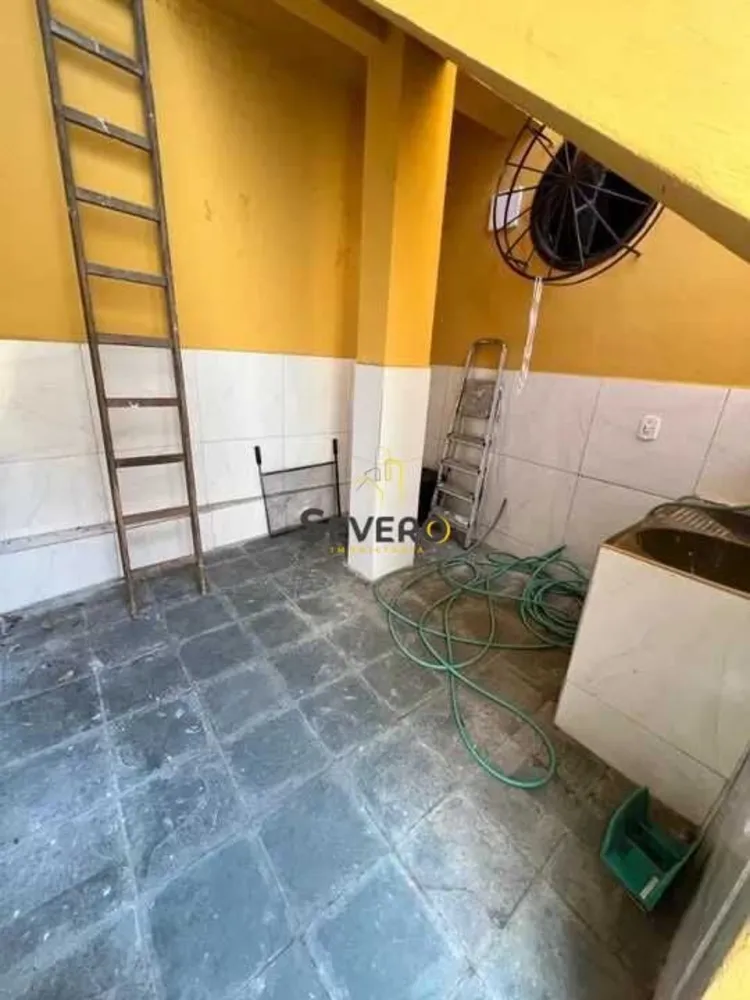 Casa, 2 quartos, 320 m² - Foto 11
