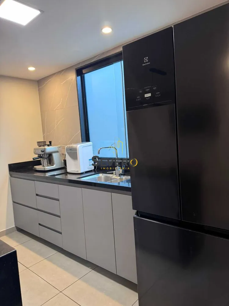 Casa, 4 quartos, 229 m² - Foto 9