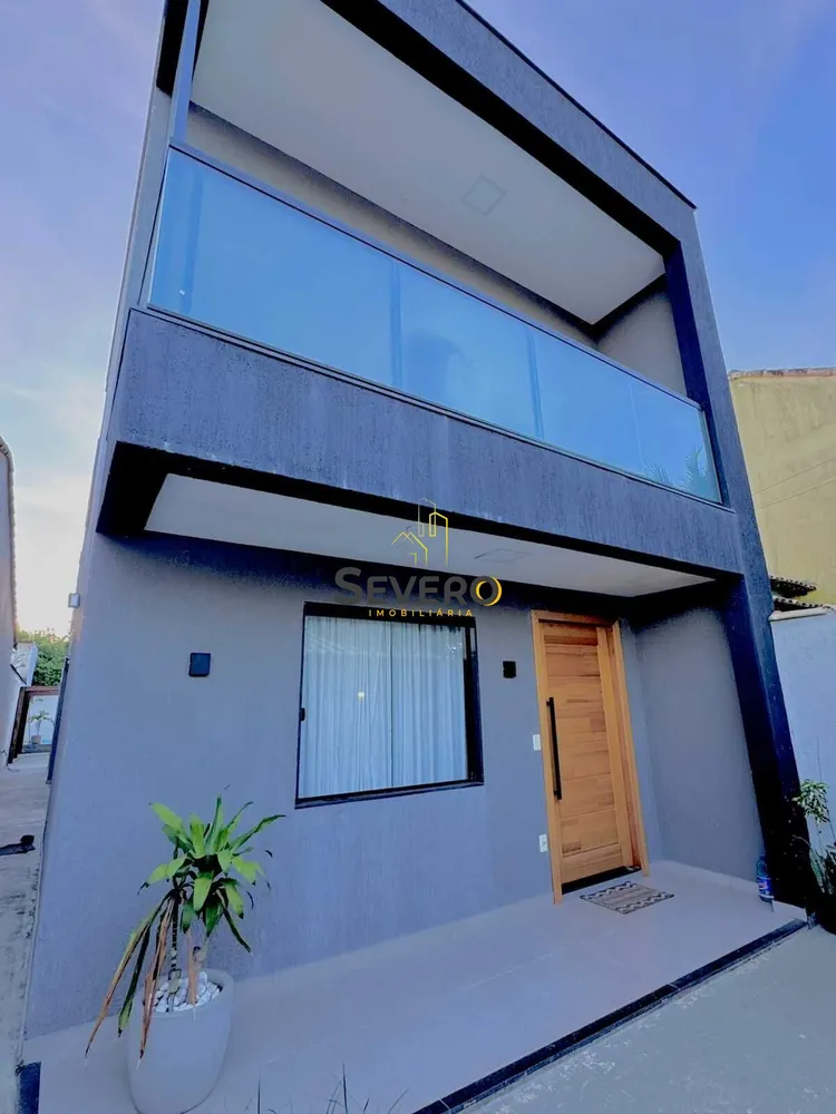 Casa, 4 quartos, 229 m² - Foto 1