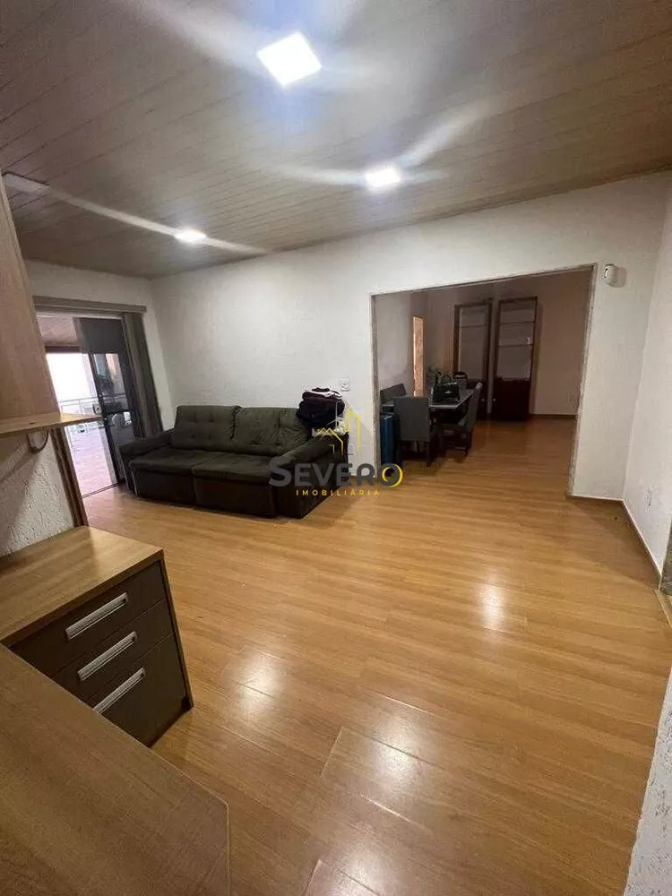 Casa, 4 quartos, 1800 m² - Foto 4