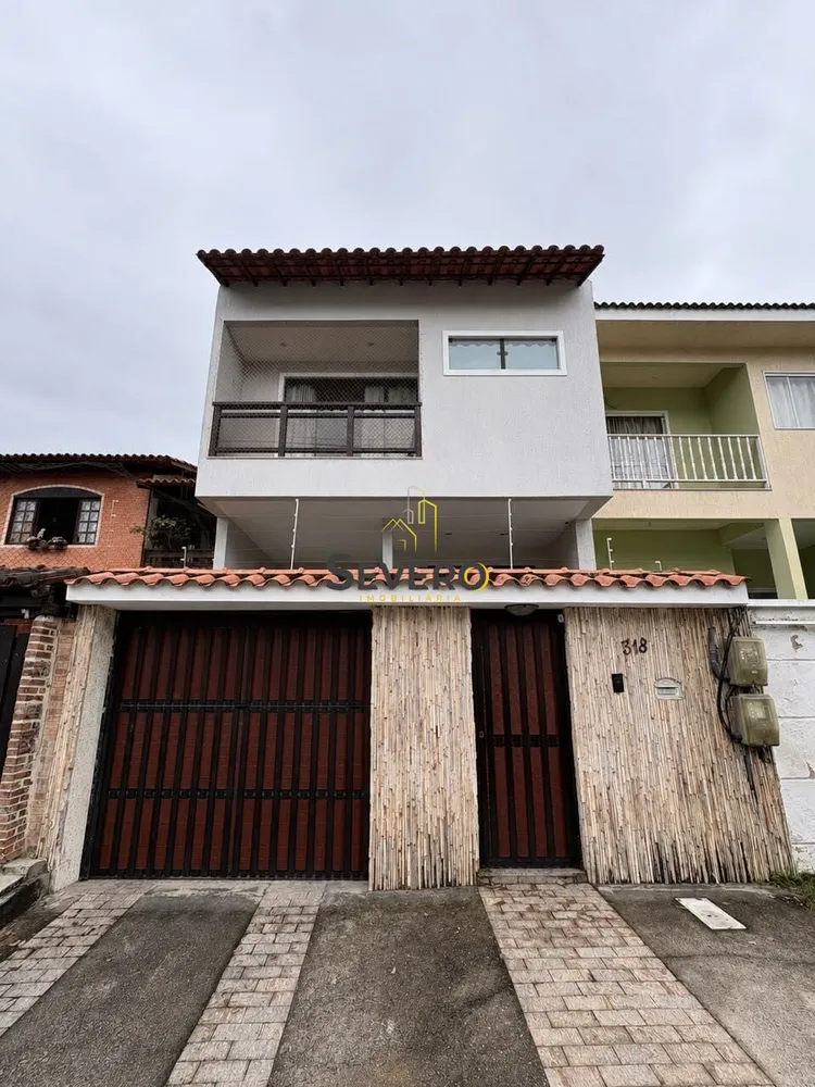 Casa, 3 quartos, 200 m² - Foto 1