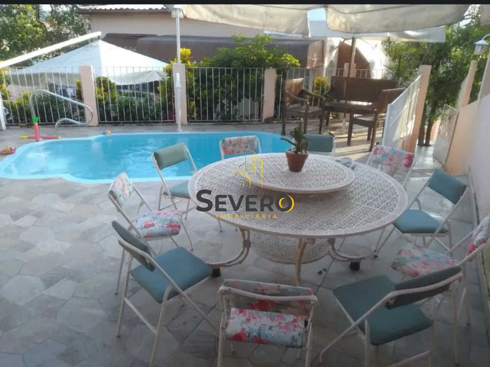 Casa, 3 quartos, 319 m² - Foto 1
