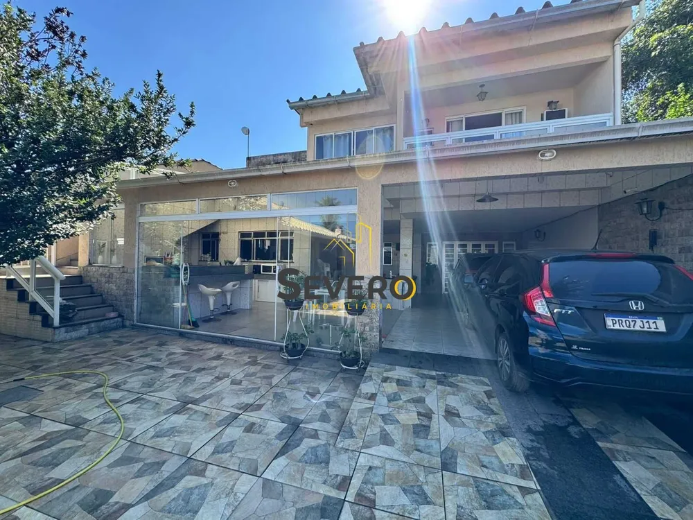 Casa, 5 quartos, 150 m² - Foto 1
