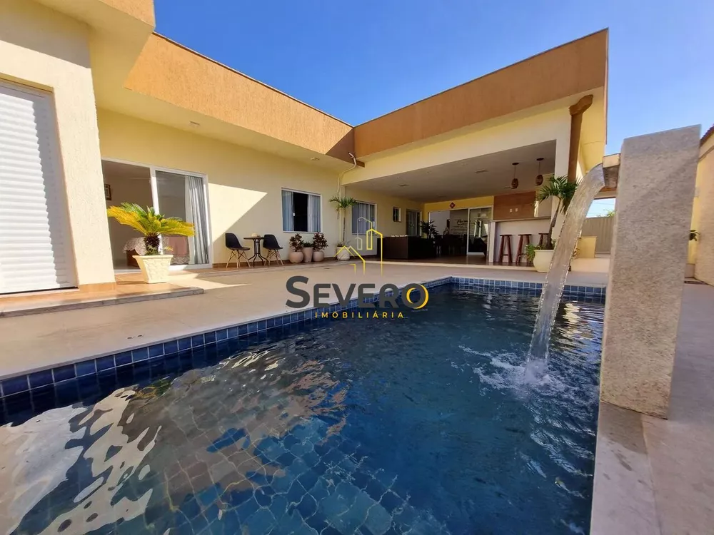 Casa, 4 quartos, 191 m² - Foto 1