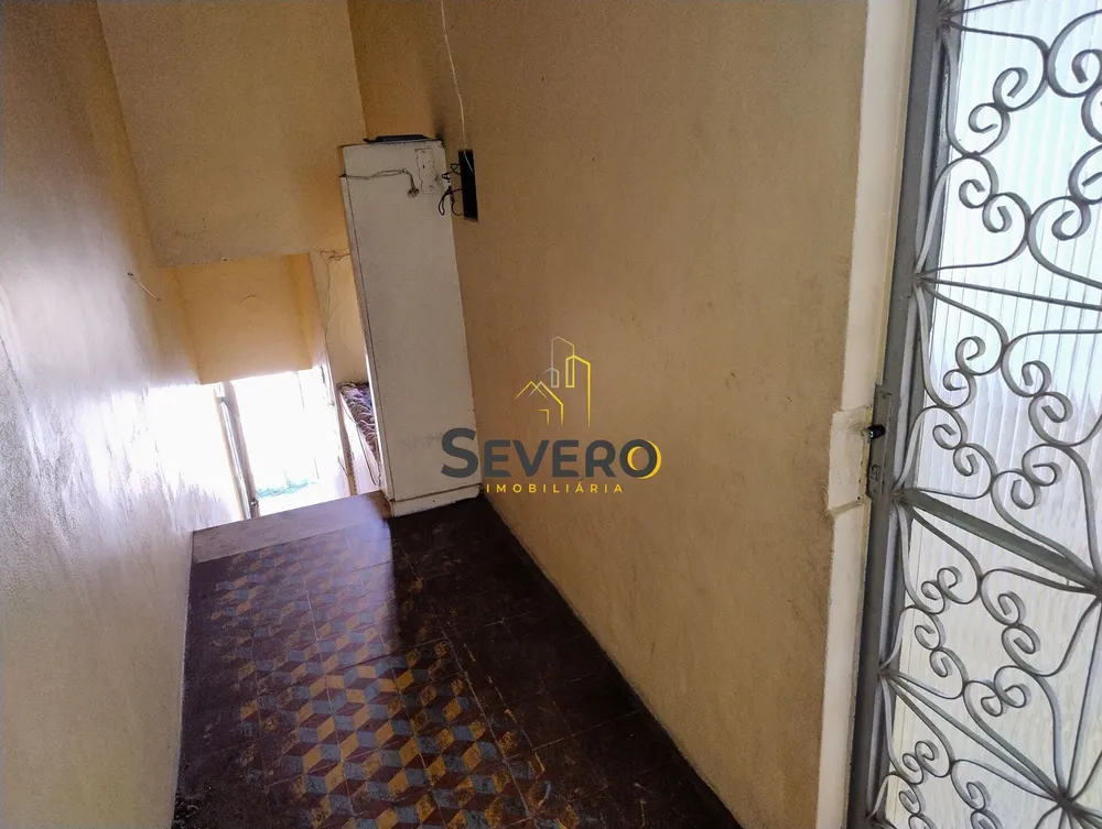 Casa, 6 quartos, 240 m² - Foto 9