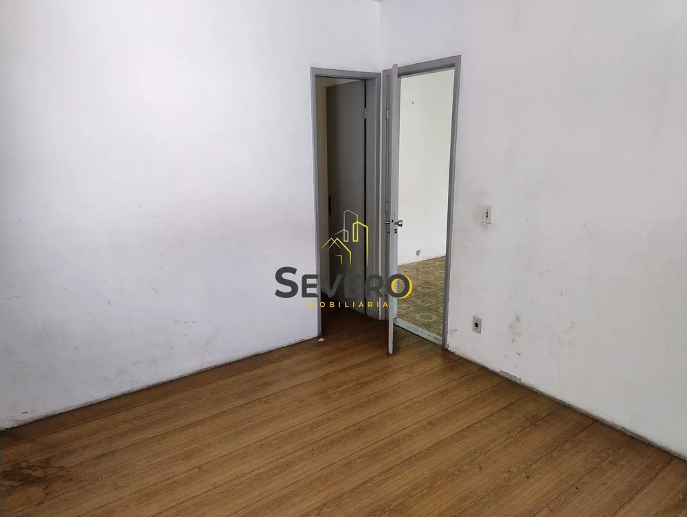 Casa, 6 quartos, 240 m² - Foto 34