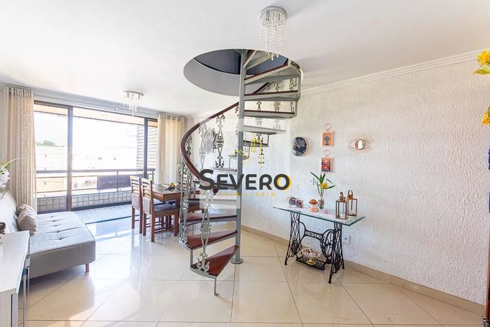 Cobertura, 3 quartos, 203 m² - Foto 1