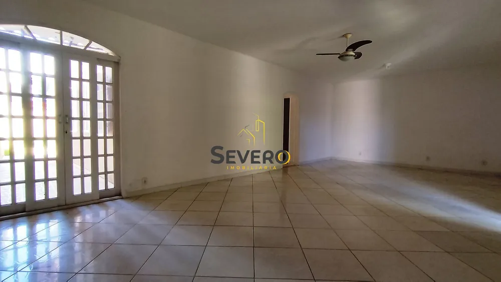 Casa, 3 quartos, 330 m² - Foto 4