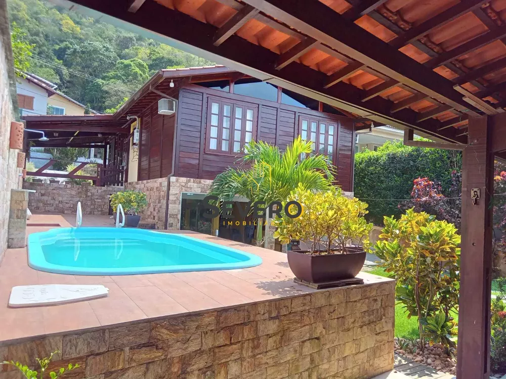 Casa, 3 quartos, 159 m² - Foto 1