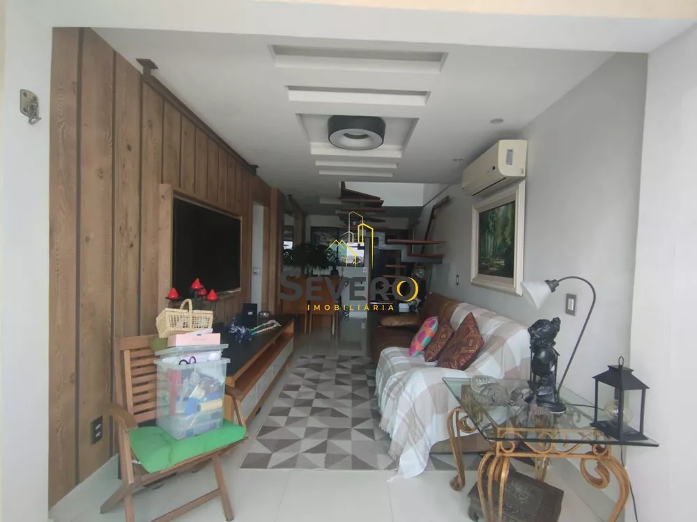 Cobertura, 3 quartos, 180 m² - Foto 1