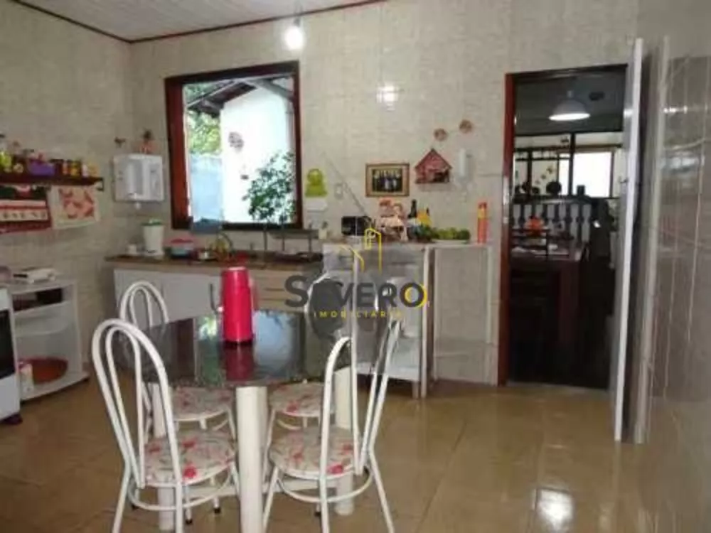 Casa, 4 quartos, 220 m² - Foto 14