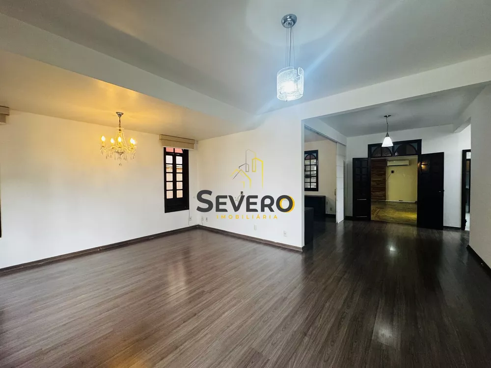 Casa, 3 quartos, 240 m² - Foto 35
