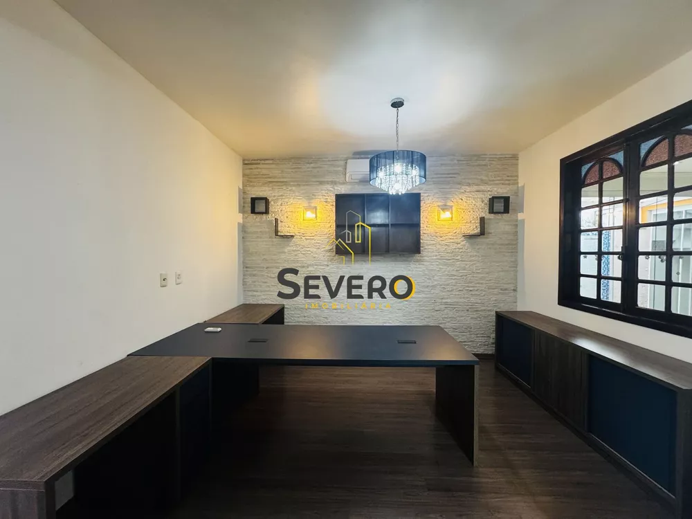 Casa, 3 quartos, 240 m² - Foto 13