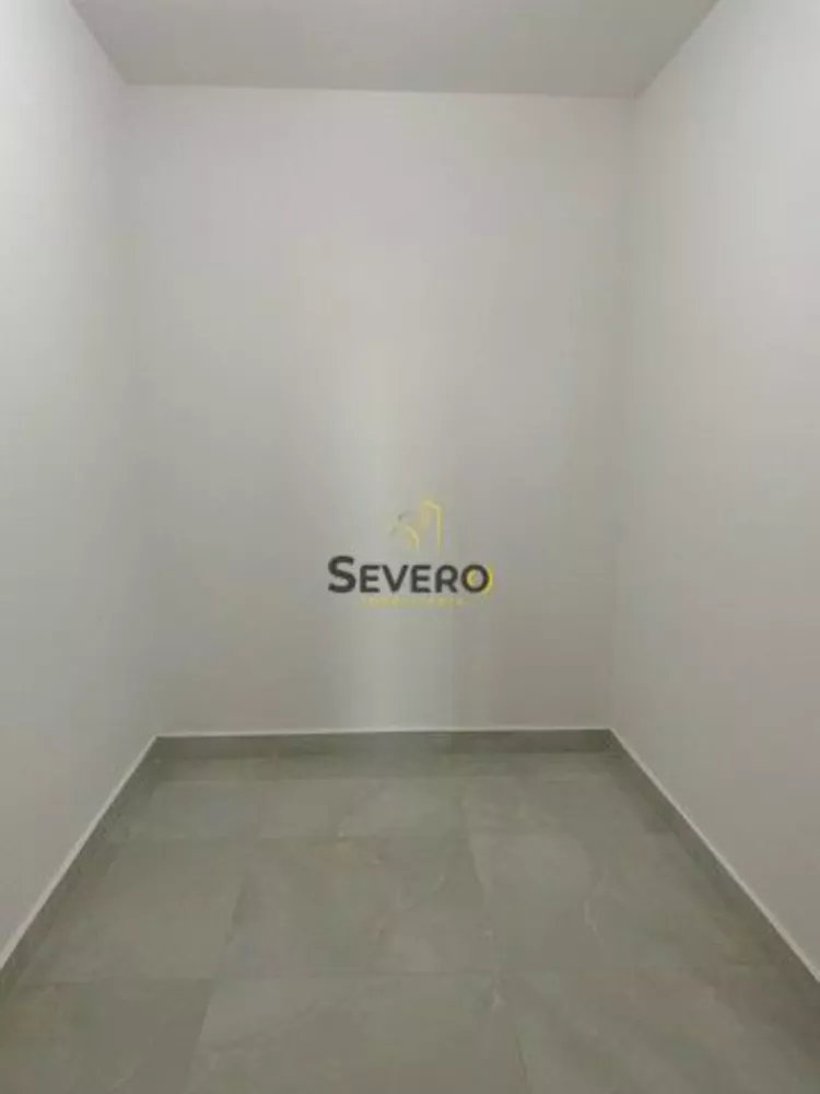 Casa, 4 quartos, 194 m² - Foto 2