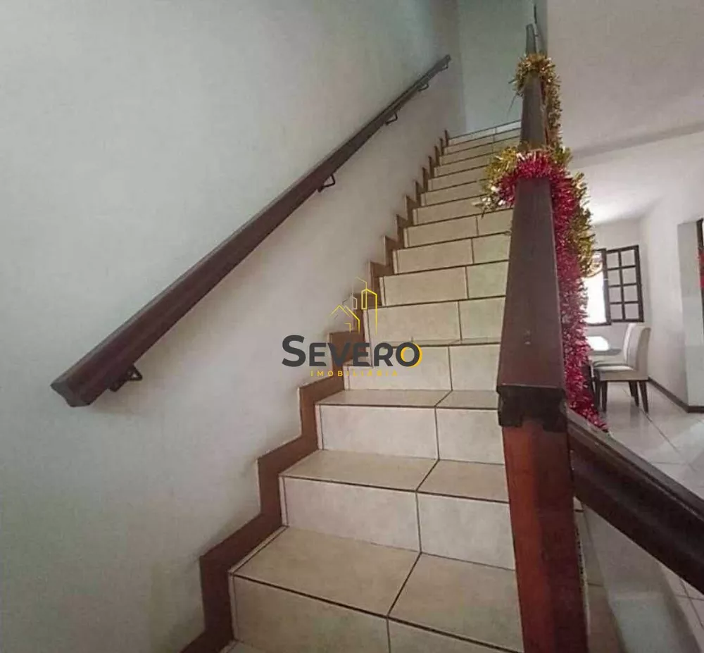 Casa, 3 quartos, 250 m² - Foto 4