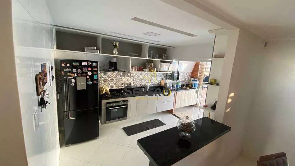 Casa, 3 quartos, 280 m² - Foto 2