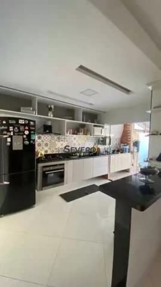 Casa, 3 quartos, 280 m² - Foto 3