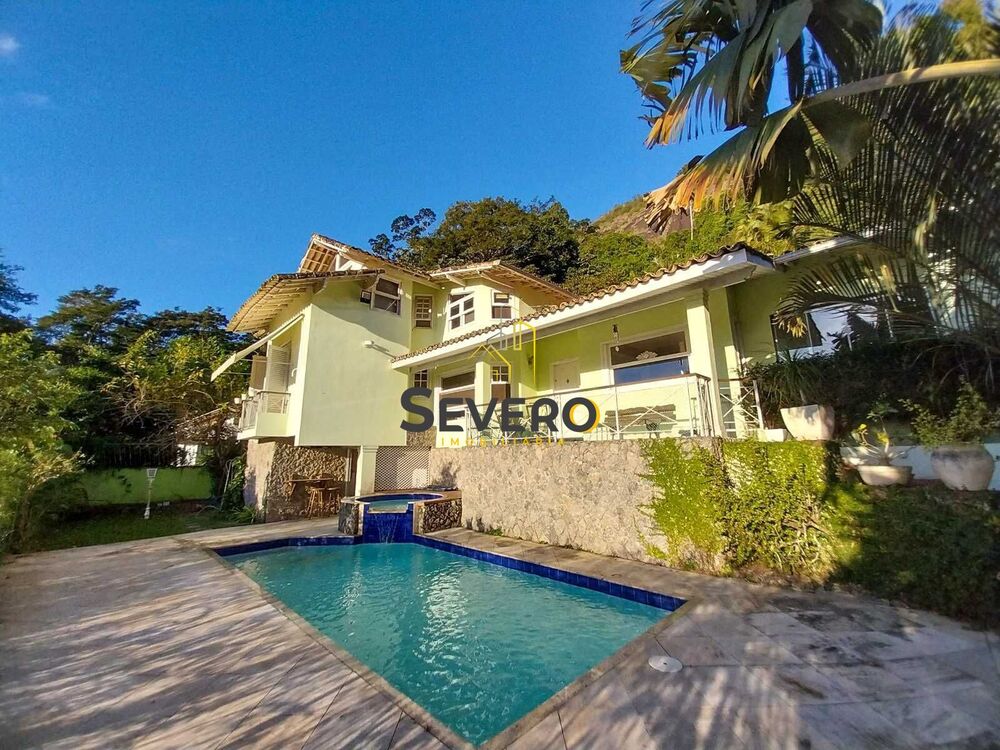 Casa de Condomínio à venda com 6 quartos, 300m² - Foto 1