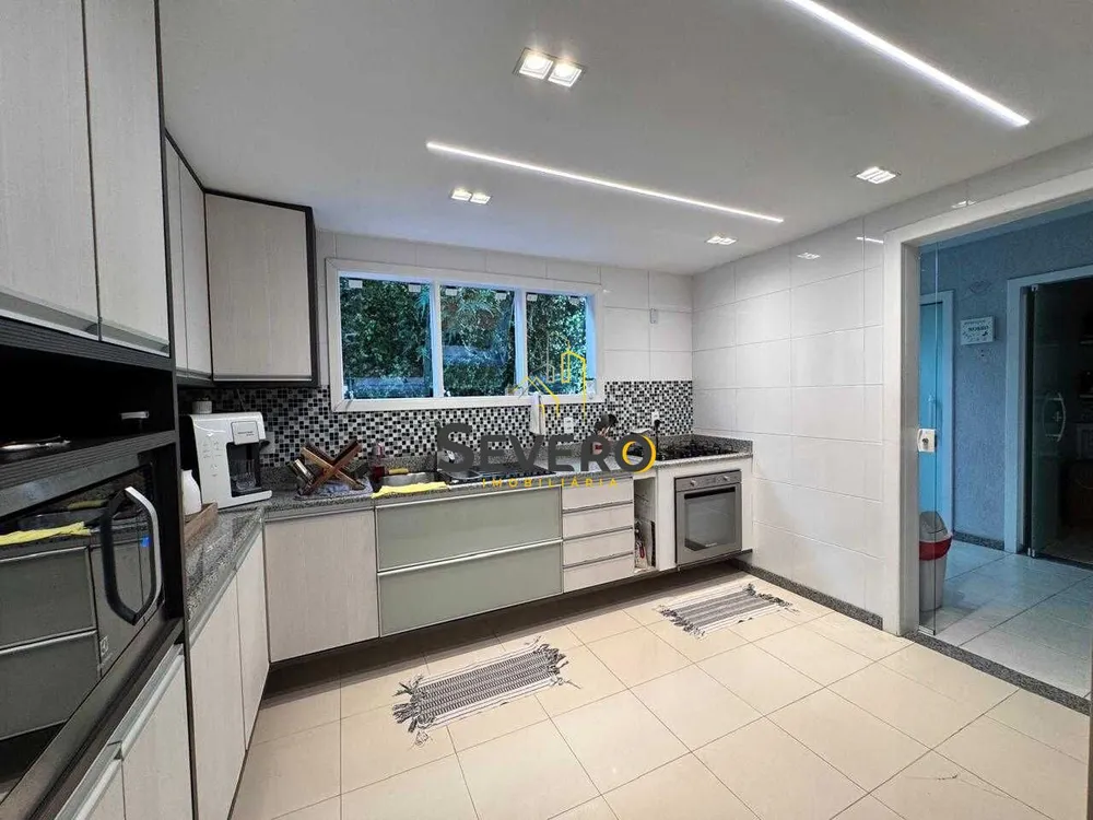 Casa, 3 quartos, 200 m² - Foto 23