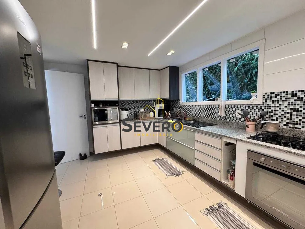 Casa, 3 quartos, 200 m² - Foto 22