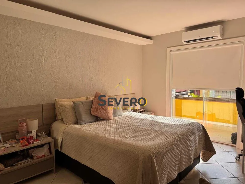 Casa, 3 quartos, 200 m² - Foto 1