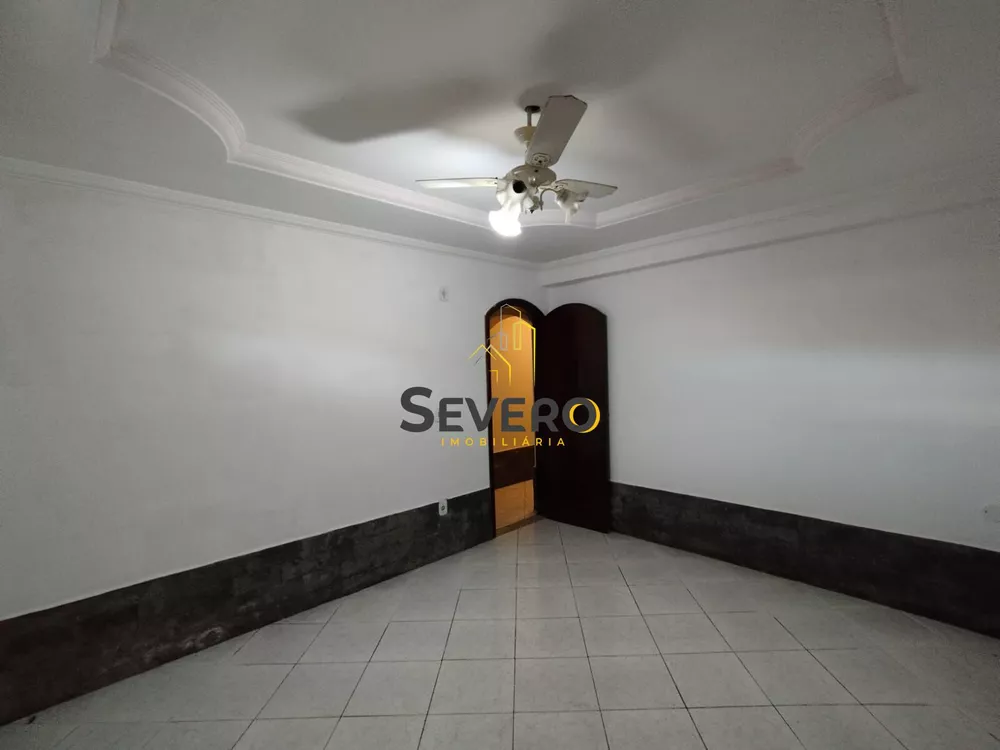 Casa, 3 quartos, 360 m² - Foto 17